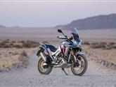 Motocyklem roku 2020 se stala Honda Africa Twin Adventure Sports